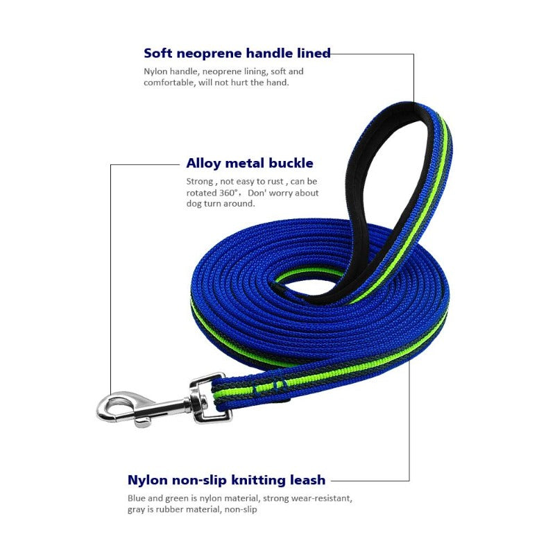 Long Training Dog Leash Is Made Of Nylon And Non-Slip Rubber Material In The Middle, Neoprene-Lined Handle And Rotating Metal Hook